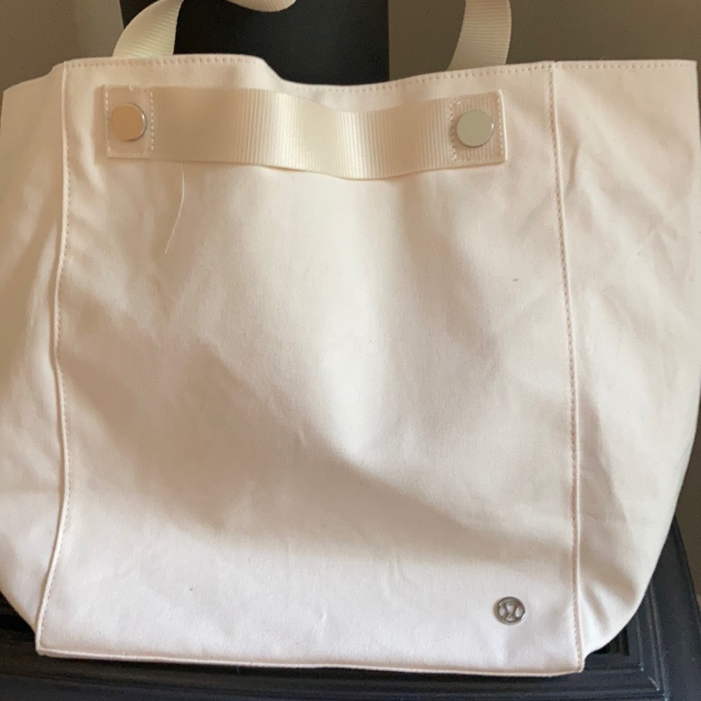 LULULEMON All Avenues Tote- IVORY. NWT